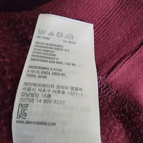 Abercrombie & Fitch Thick Pullover with Kangaroo Pocket and Crest. Size S. - Picture 2 of 10